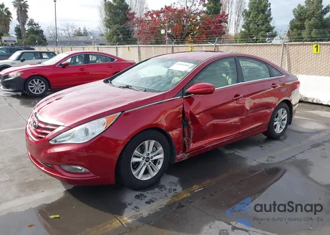 2013 Hyundai Sonata Gls z USA, uszkodzony, nr VIN 5NPEB4AC7DH617971